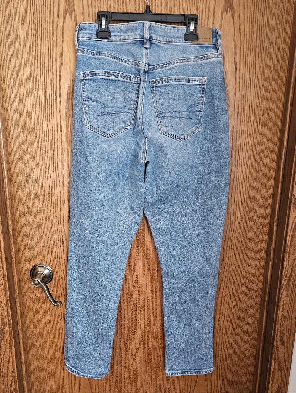American Eagle Outfitters Distressed Light Wash Mom Jeans - Picture 2 of 4